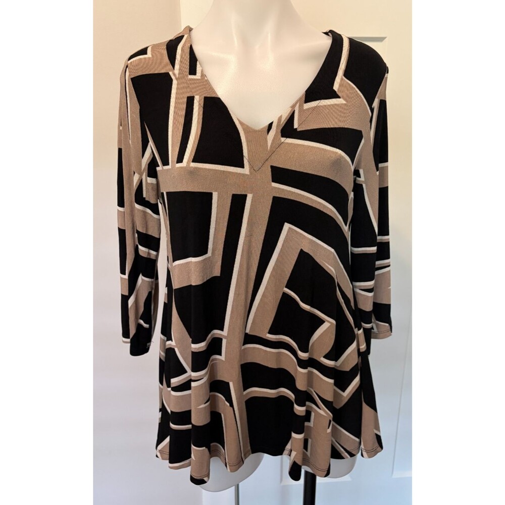 CHICOS Womens Knit TOP 3/4 Sleeve BLACK Tan GEOMETRIC V-Neck Size 1 (M)